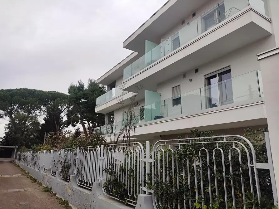 Immagine 6 di Bilocale in vendita  in Corso Alcide de Gasperi 340 a Bari