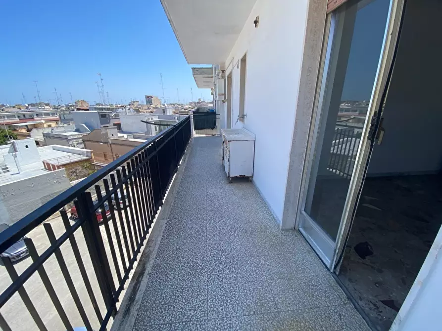 Immagine 9 di Quadrilocale in vendita  in Via Giusti 21 a Bari