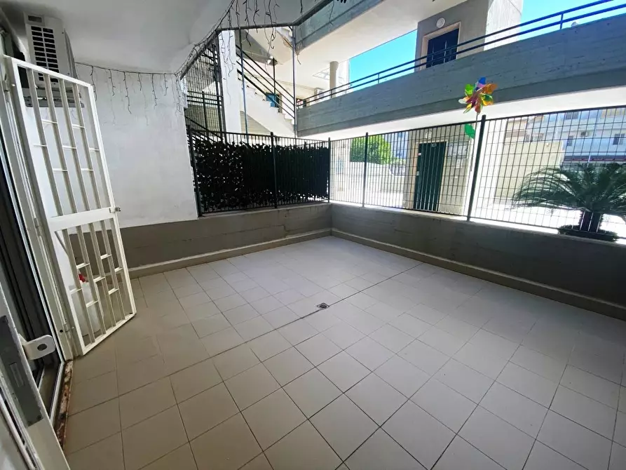 Immagine 10 di Trilocale in vendita  in Via Onofrio Fiermonte 9 a Casamassima