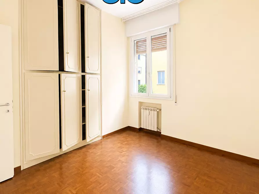 Immagine 9 di Appartamento in vendita  a Bologna