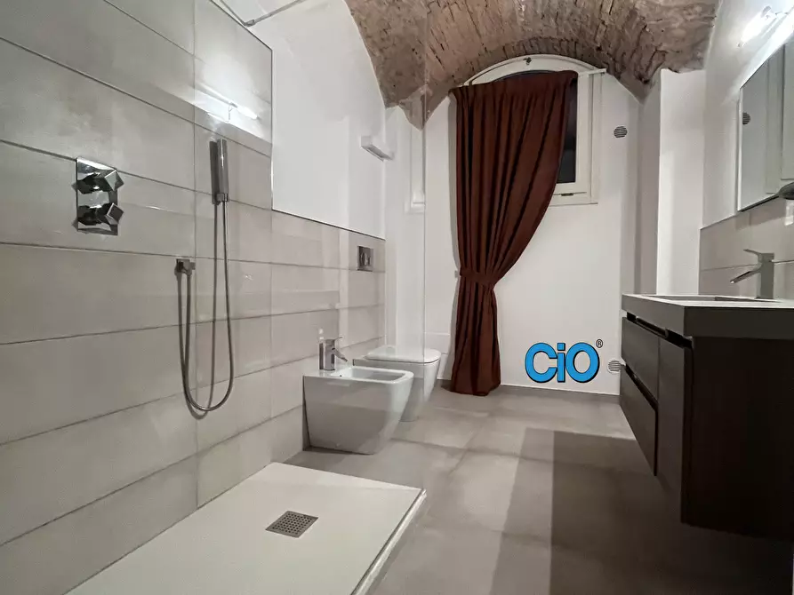 Immagine 9 di Quadrilocale in affitto  a Bologna