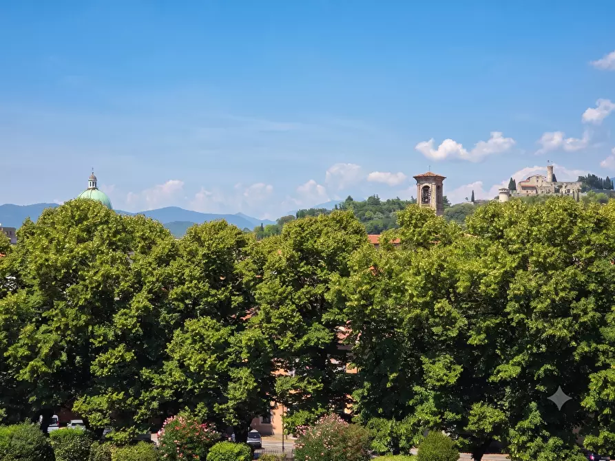 Immagine 16 di Quadrilocale in vendita  in Via XXV Aprile a Brescia