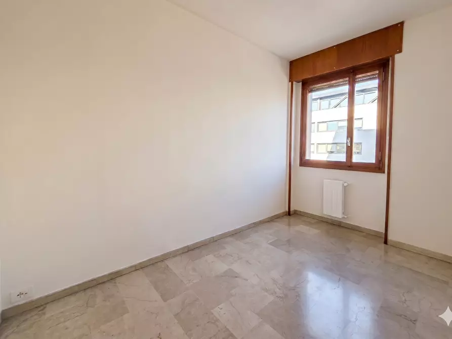 Immagine 18 di Quadrilocale in vendita  in Via XXV Aprile a Brescia