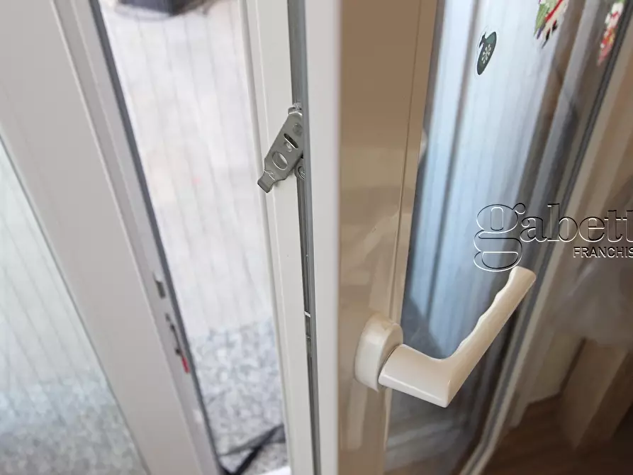 Immagine 27 di Trilocale in vendita  in Via Pietro Madonini a Uboldo