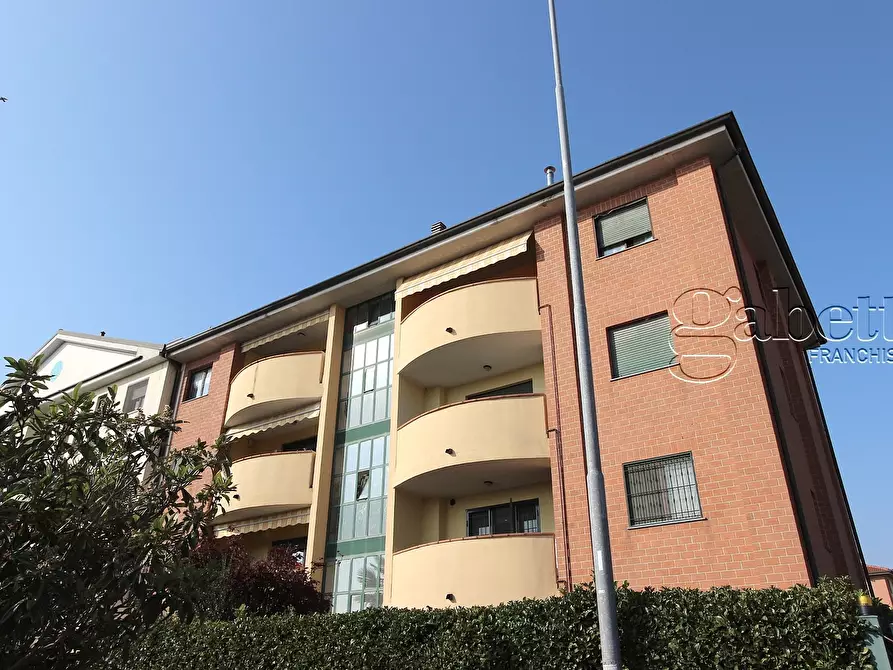 Immagine 1 di Trilocale in vendita  in Via 1° Maggio a Nerviano