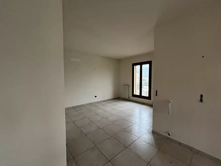 Immagine 16 di Casa indipendente in vendita  in Via Leonardo da Vinci 1 a Novafeltria