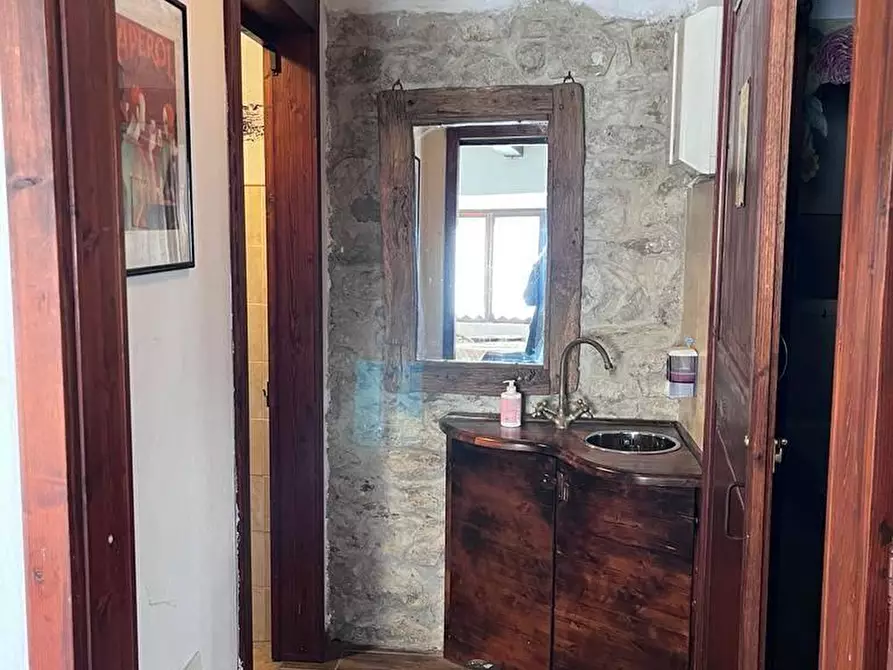 Immagine 21 di Rustico / casale in vendita  in Via A. Manzoni 38 a Novafeltria