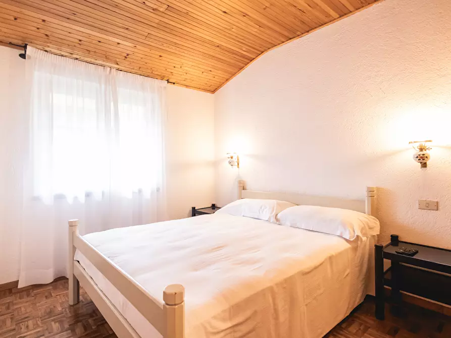 Immagine 31 di Villa in vendita  in Strada Provinciale 6 56 a Montecopiolo