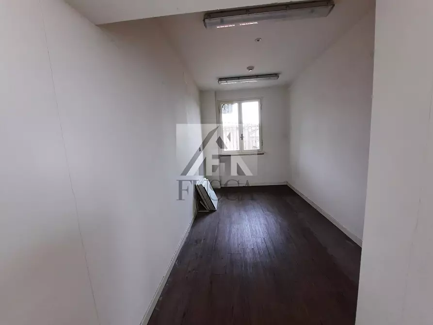 Immagine 10 di Villa in vendita  in Traversa III Via Romana a Lucca