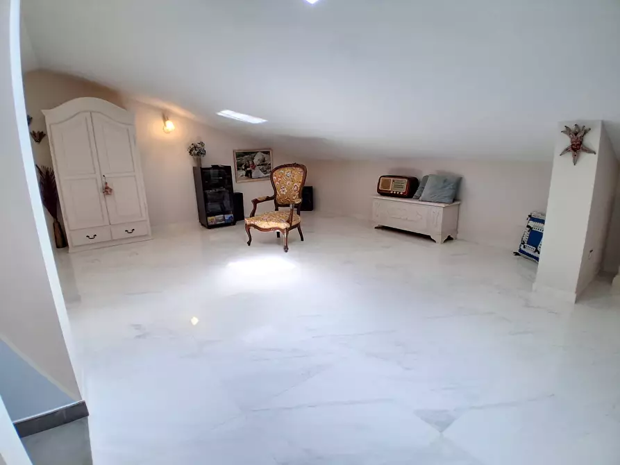 Immagine 28 di Casa bifamiliare in vendita  in Via Sarzanese a Lucca