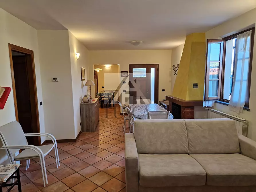 Immagine 7 di Casa bifamiliare in vendita  in Via della Santissima Annunziata a Lucca