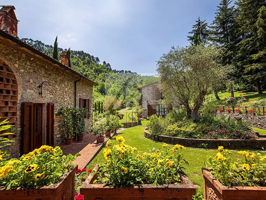 Immagine 11 di Rustico / casale in vendita  in Via Borgo Giannotti a Lucca