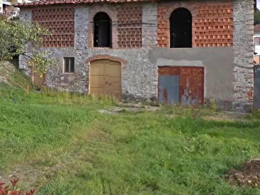 Immagine 1 di Rustico / casale in vendita  in Via Vecchia della Chiesa a Lucca