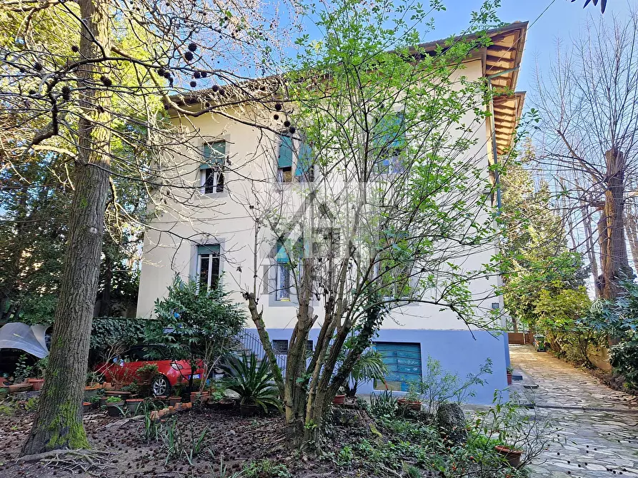 Immagine 2 di Villa in vendita  in Via Borgo Giannotti a Lucca