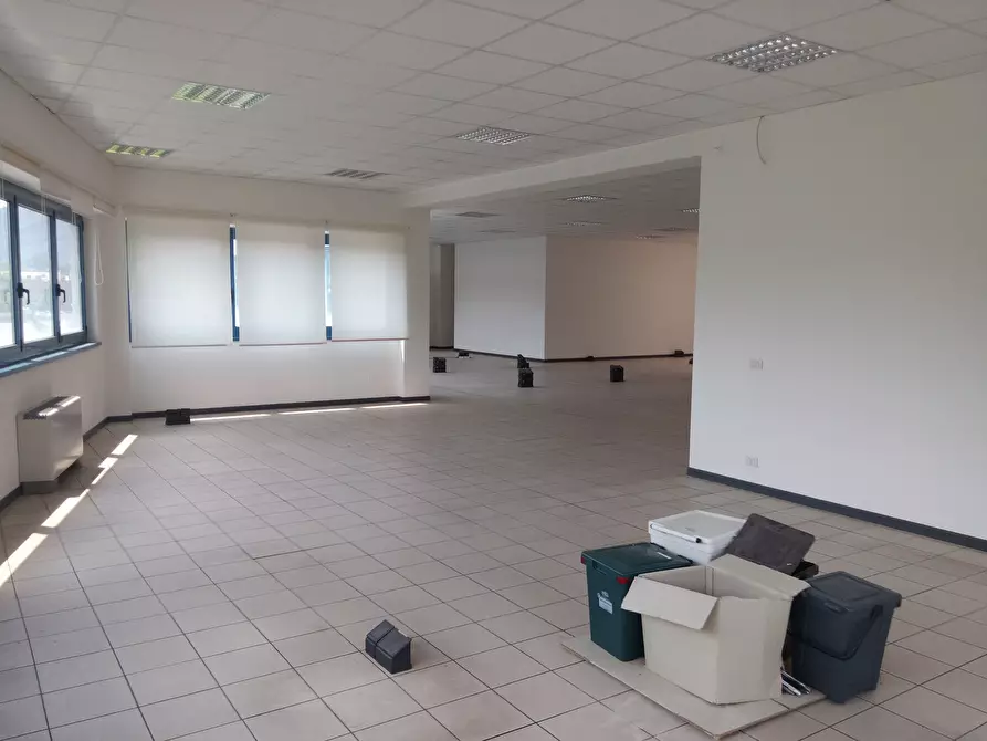 Immagine 6 di Ufficio in vendita  in Via Vecchi Pardini a Lucca