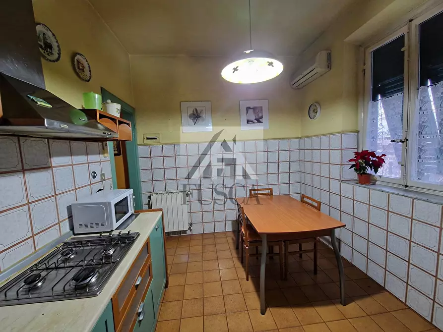 Immagine 7 di Quadrilocale in vendita  in Via di Salicchi a Lucca