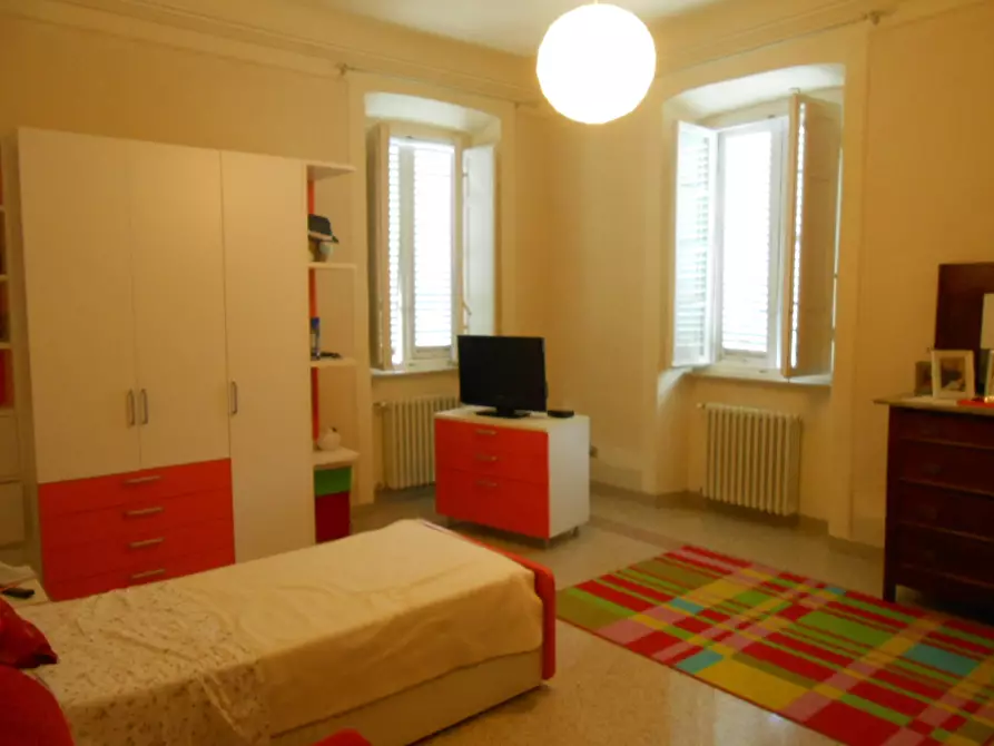 Immagine 25 di Villa in vendita  in Via Francesco Ferraris a Lucca