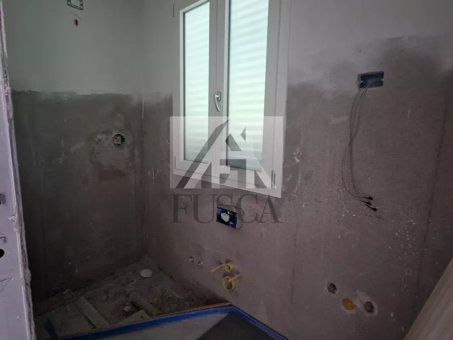 Immagine 8 di Casa bifamiliare in vendita  in Via dei Leri a Lucca