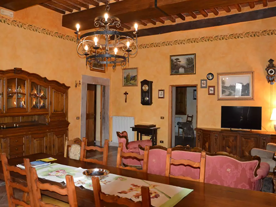 Immagine 5 di Rustico / casale in vendita  in vai elle chiesa a Lucca