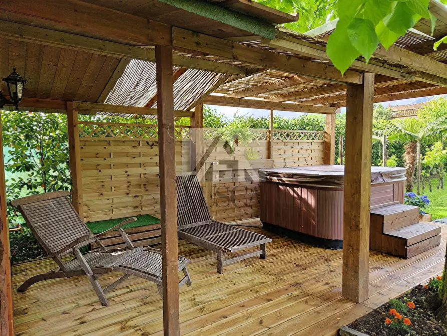 Immagine 35 di Rustico / casale in vendita  in Via del Giardinetto a Lucca