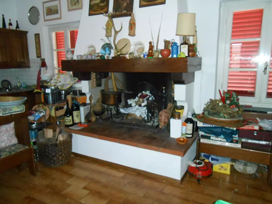 Immagine 4 di Villa in vendita  in Via Francesco Ferraris a Lucca
