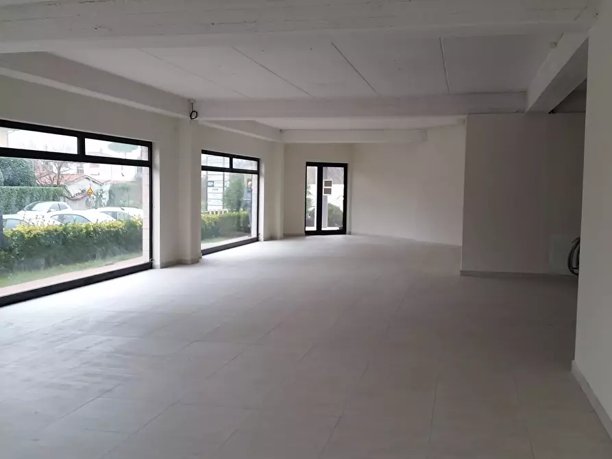 Immagine 3 di Capannone industriale in affitto  in san giuseppe a Altopascio