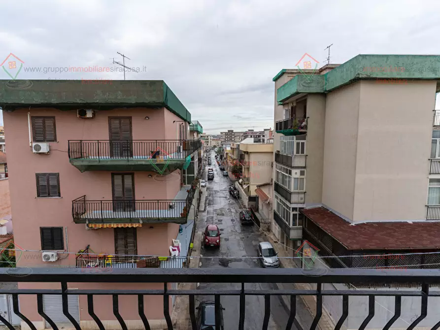 Immagine 21 di Trilocale in vendita  a Siracusa