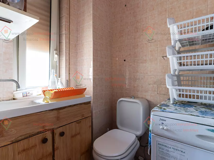 Immagine 12 di Pentalocale in vendita  a Siracusa