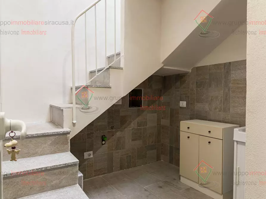 Immagine 12 di Casa indipendente in affitto  a Siracusa
