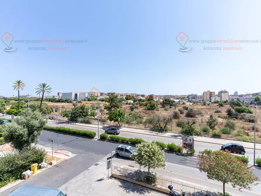 Immagine 22 di Pentalocale in vendita  a Siracusa