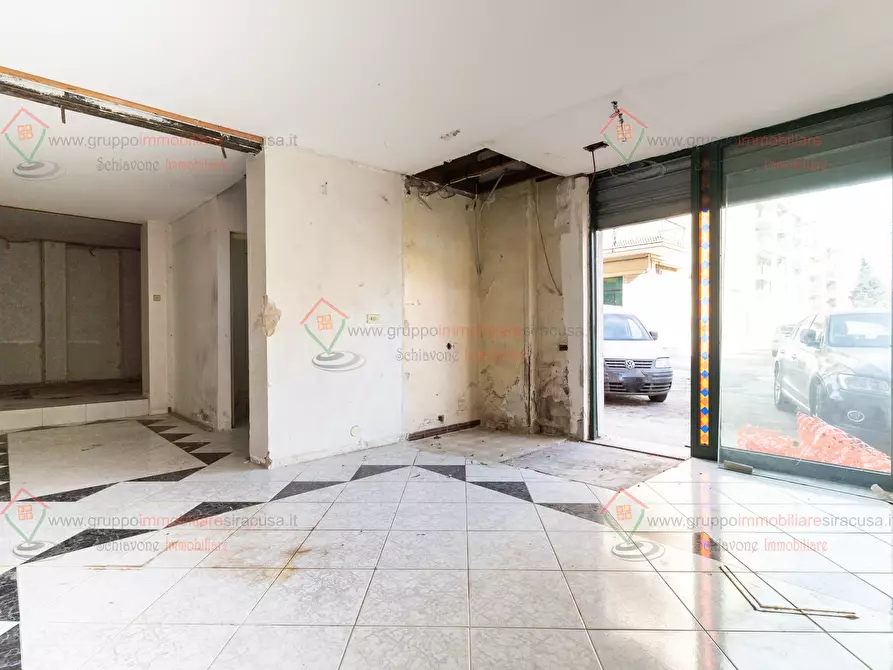 Immagine 1 di Locale commerciale in vendita  a Siracusa