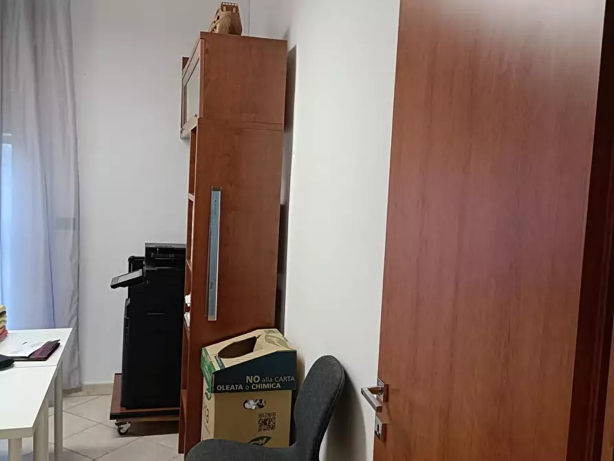 Immagine 10 di Trilocale in affitto  a Siracusa