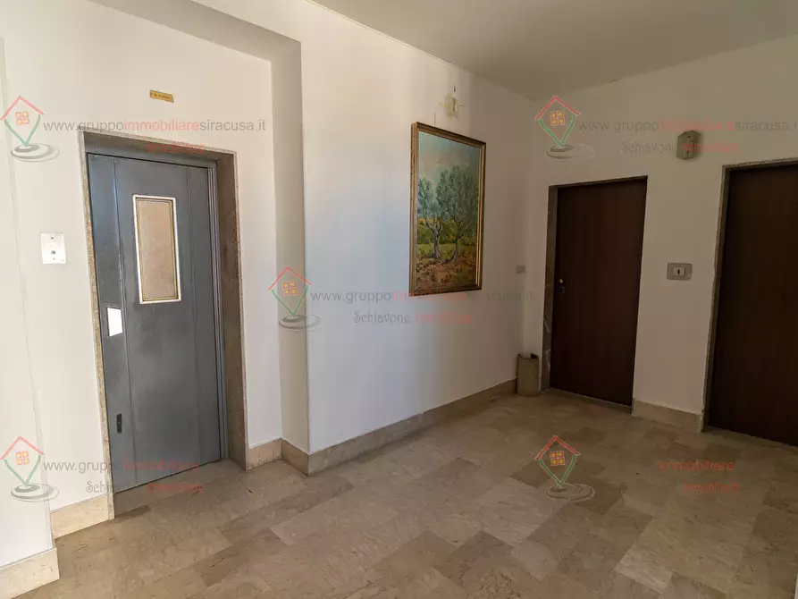 Immagine 20 di Trilocale in vendita  a Siracusa