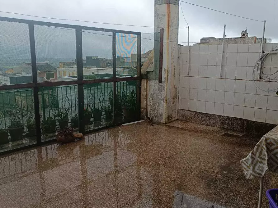 Immagine 2 di Casa trifamiliare in vendita  a Canicattini Bagni