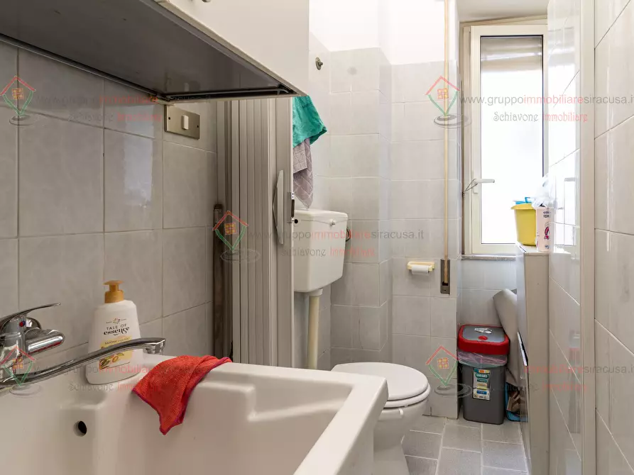 Immagine 14 di Quadrilocale in vendita  a Siracusa