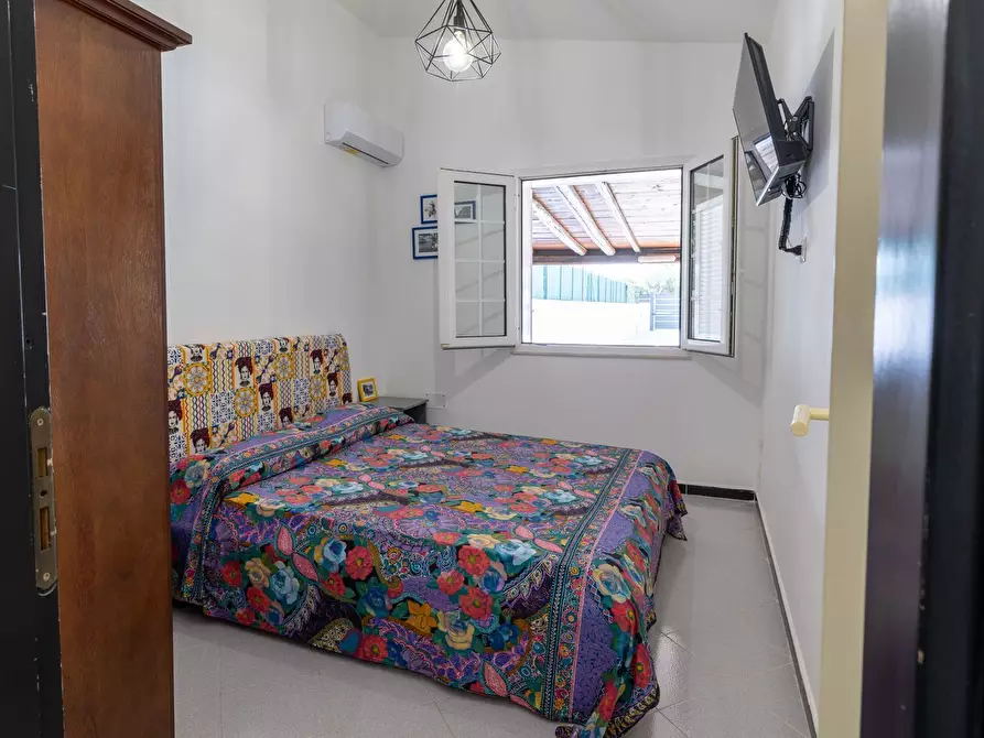 Immagine 28 di Villa in vendita  a Siracusa