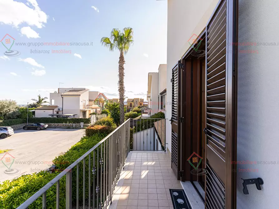 Immagine 30 di Casa bifamiliare in vendita  a Siracusa