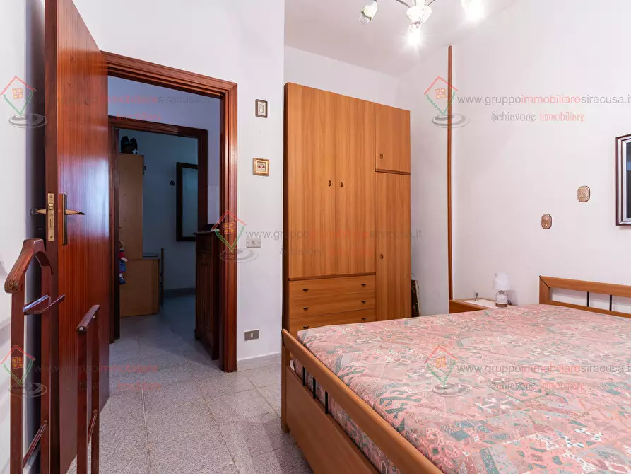 Immagine 13 di Villa in vendita  a Siracusa