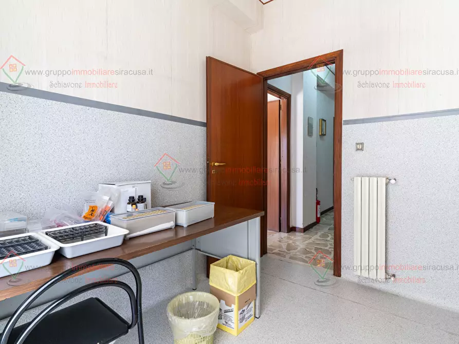 Immagine 15 di Appartamento in vendita  a Siracusa