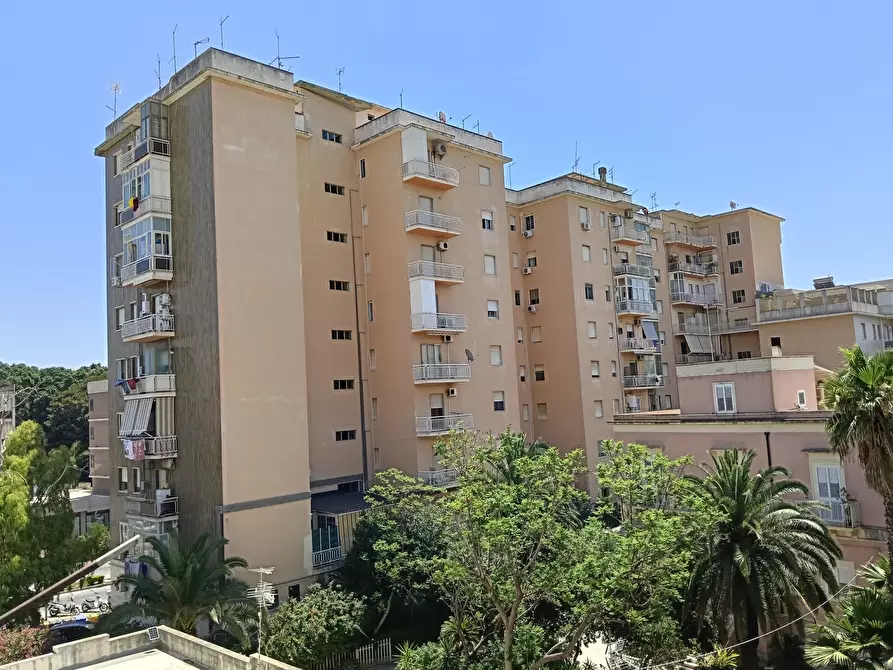 Immagine 17 di Quadrilocale in affitto  a Siracusa