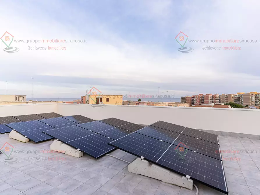 Immagine 27 di Trilocale in vendita  a Siracusa