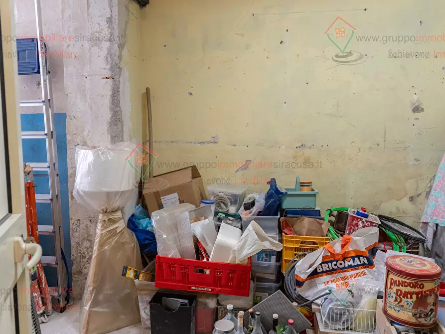 Immagine 7 di Garage in vendita  a Siracusa