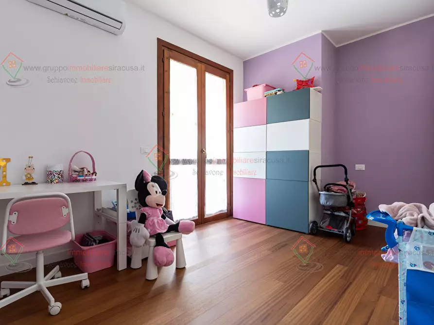 Immagine 22 di Casa bifamiliare in vendita  a Siracusa