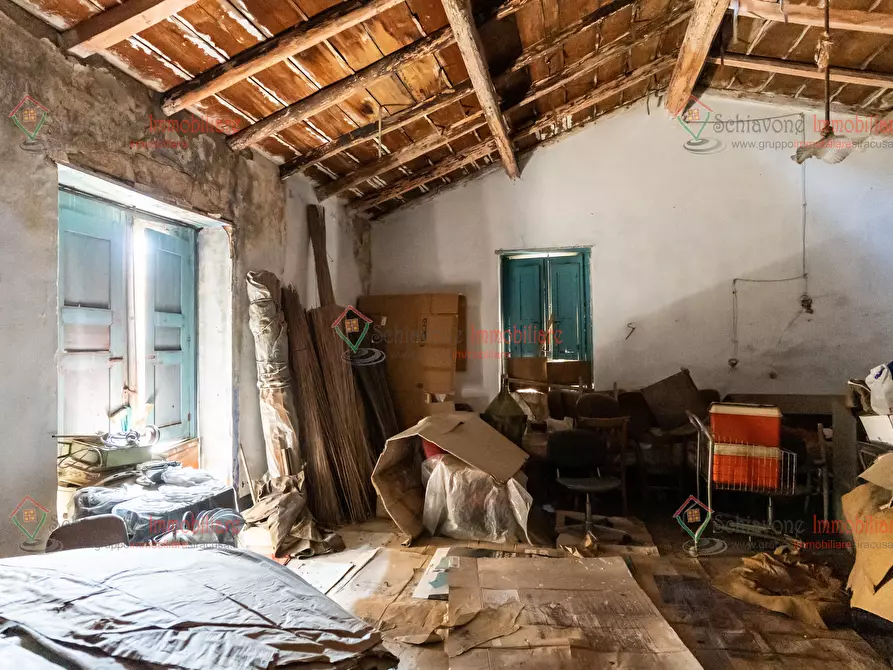 Immagine 9 di Casa indipendente in vendita  a Siracusa