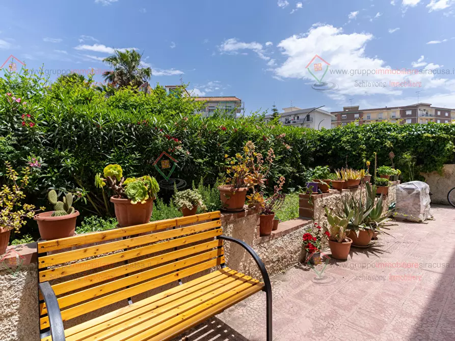Immagine 21 di Trilocale in vendita  a Siracusa