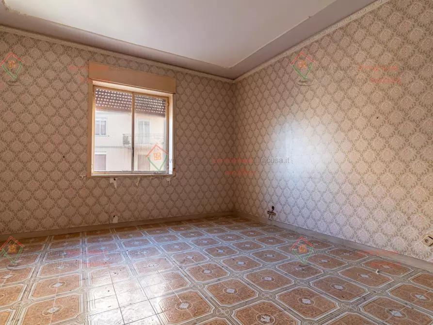 Immagine 10 di Pentalocale in vendita  a Siracusa