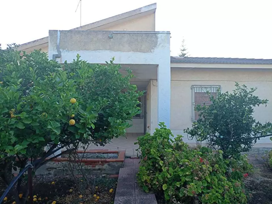 Immagine 12 di Villa in vendita  a Siracusa