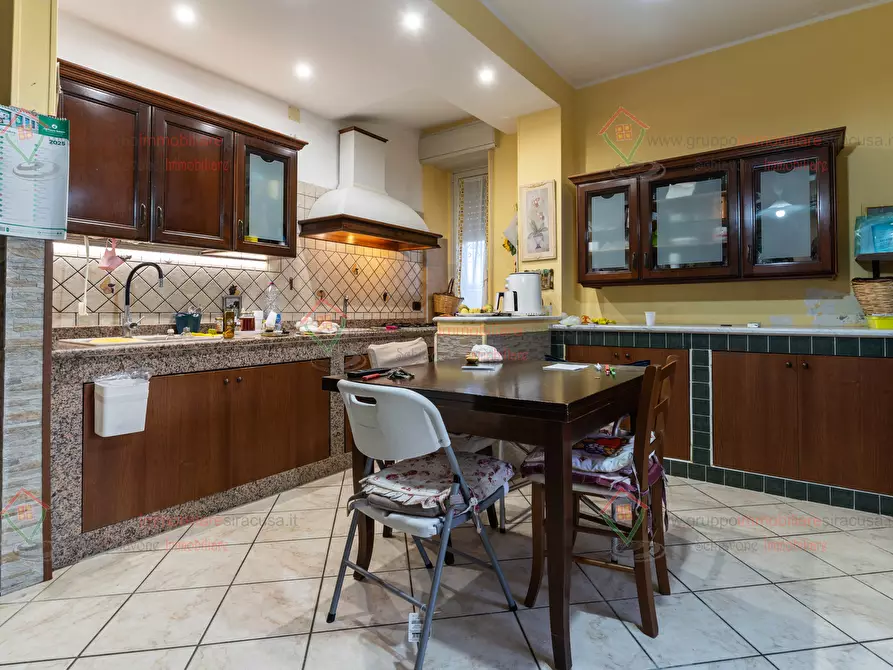 Immagine 7 di Quadrilocale in vendita  a Siracusa