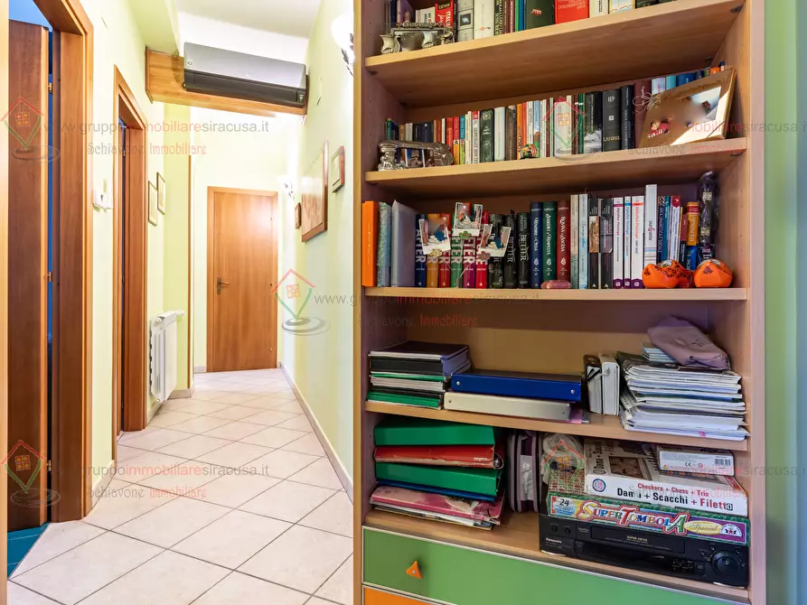 Immagine 9 di Trilocale in vendita  a Siracusa