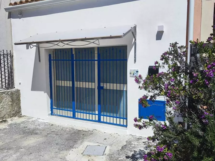 Immagine 2 di Casa indipendente in vendita  a Siracusa